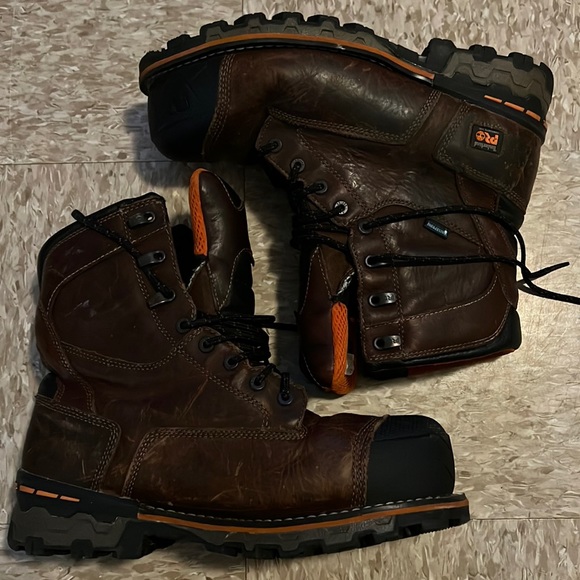 Timberland•TIMBERLAND PRO BOONDOCK COMPOSITE TOE WORK BOOT - MEN'S - Picture 2 of 7